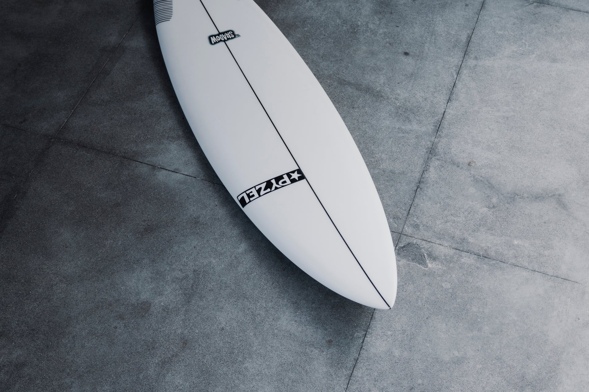 Pyzel surfboard Shadow XL 5'8 Pyzel Shadow Review | Boardriders